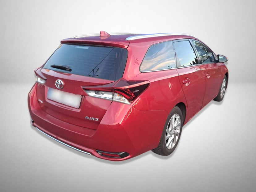 Toyota Auris, 2015