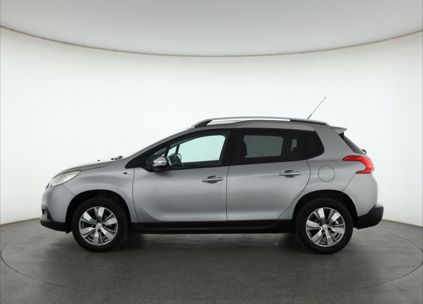 Peugeot 2008, 2015