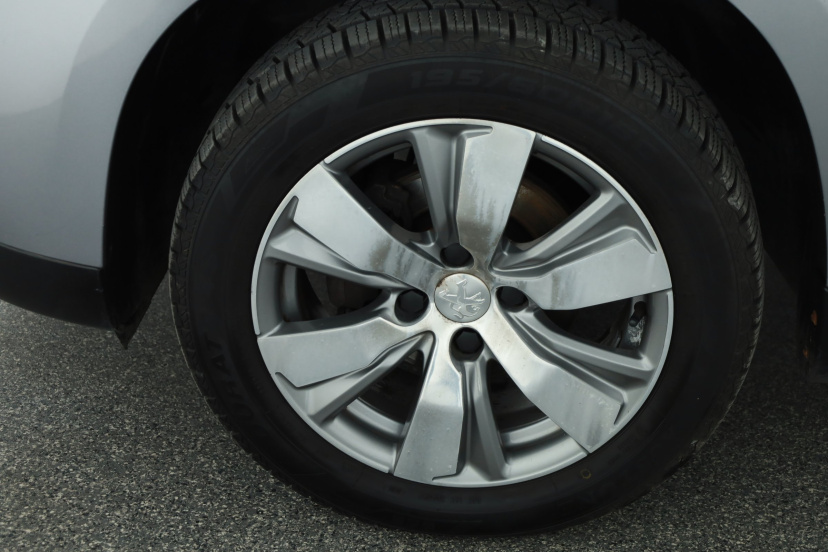 Peugeot 2008, 2015