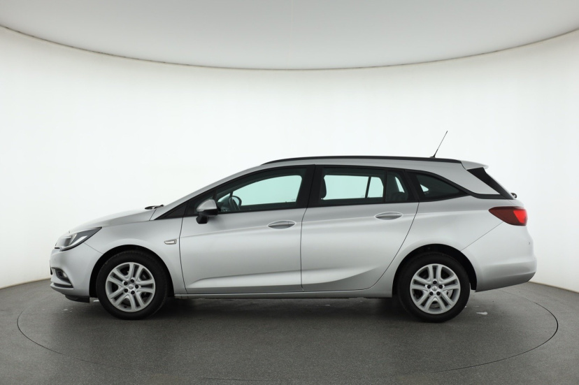 Opel Astra, 2018