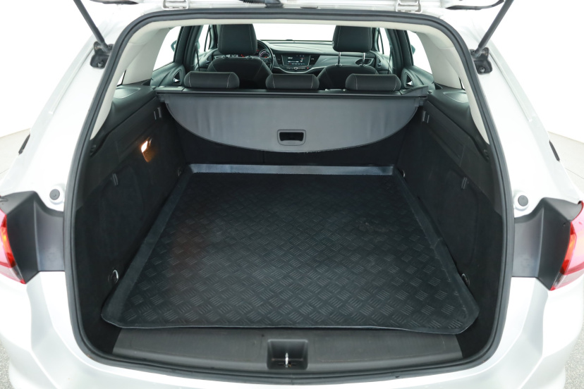 Opel Astra, 2018