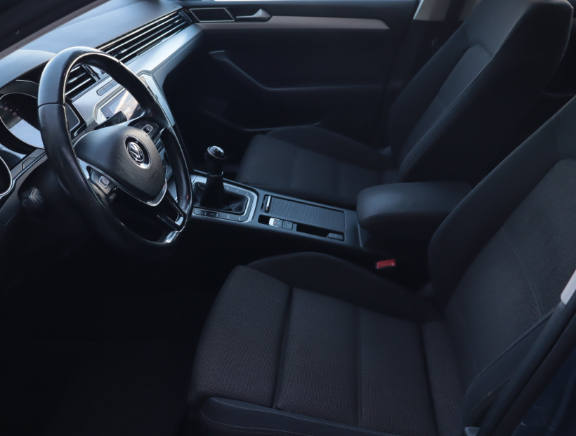Volkswagen Passat, 2018