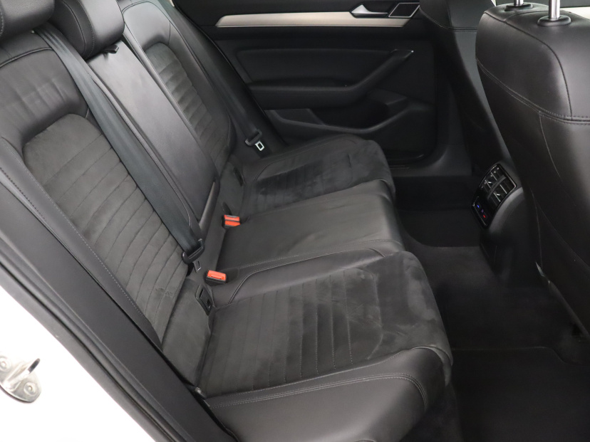 Volkswagen Passat, 2017