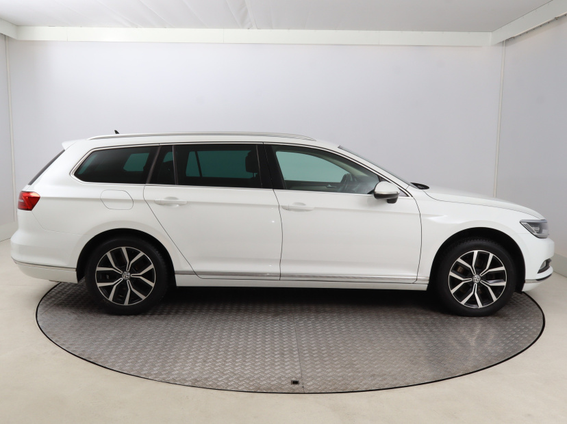 Volkswagen Passat, 2017