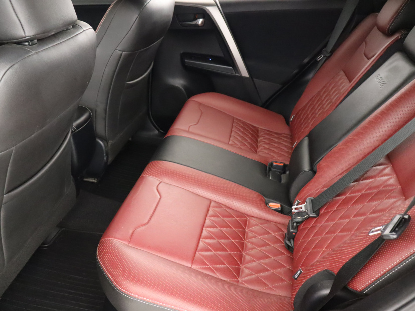 Toyota RAV 4, 2017