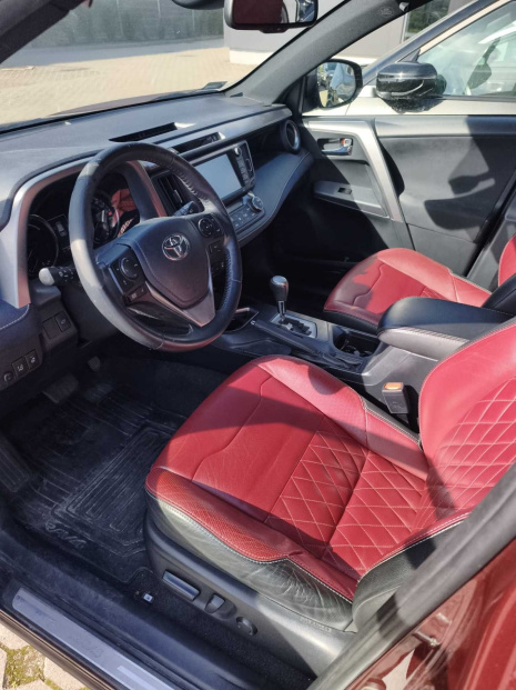 Toyota RAV 4, 2017