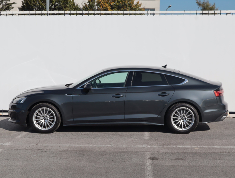 Audi A5, 2022
