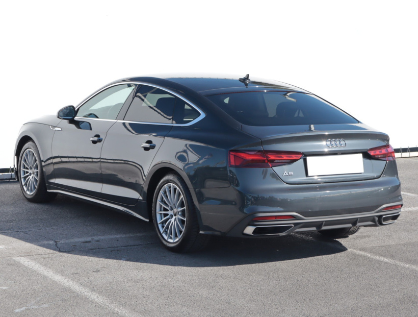 Audi A5, 2022