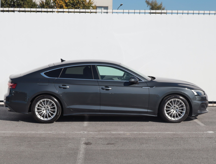 Audi A5, 2022