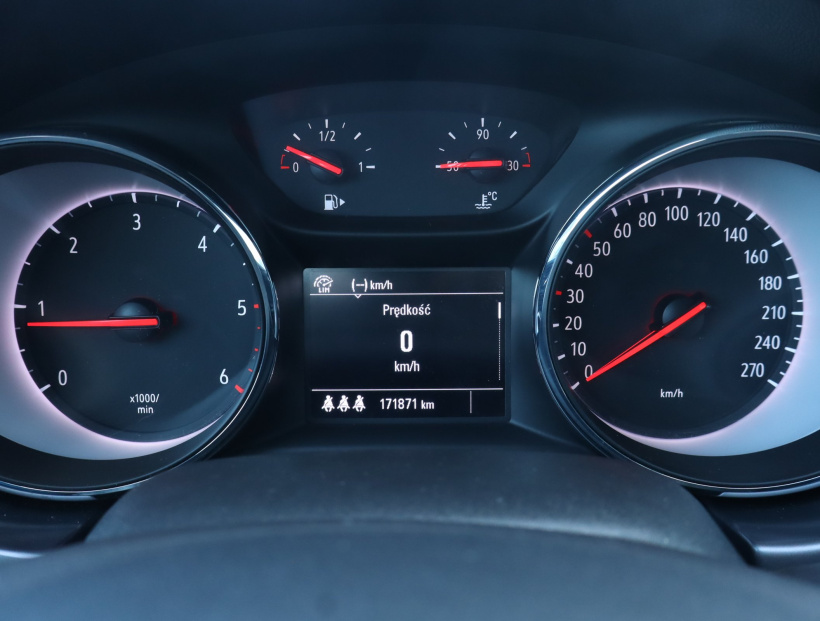 Opel Astra, 2018