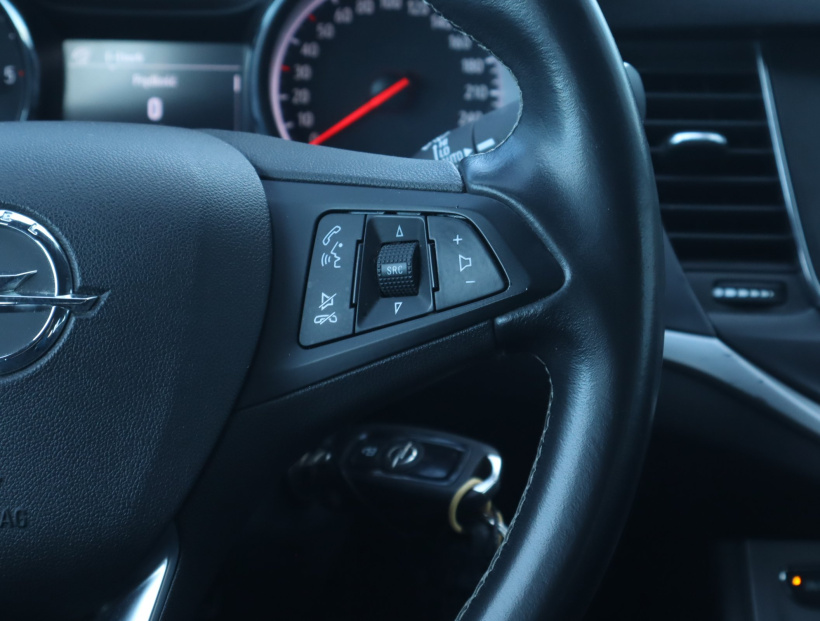 Opel Astra, 2018