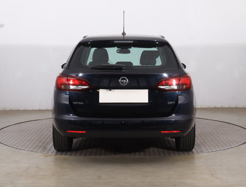 Opel Astra, 2018