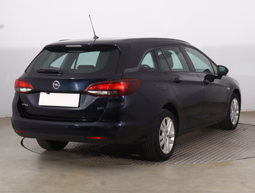 Opel Astra, 2018
