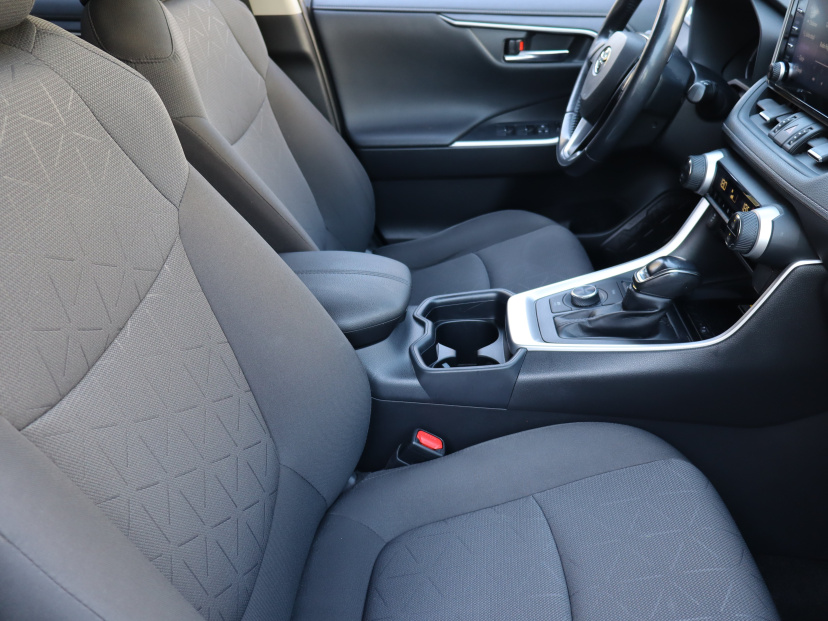 Toyota RAV 4, 2020
