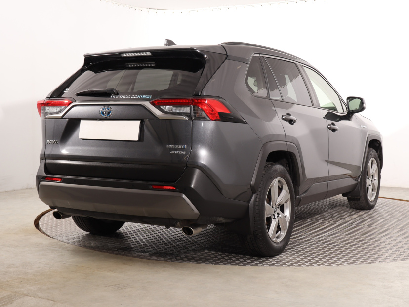 Toyota RAV 4, 2020
