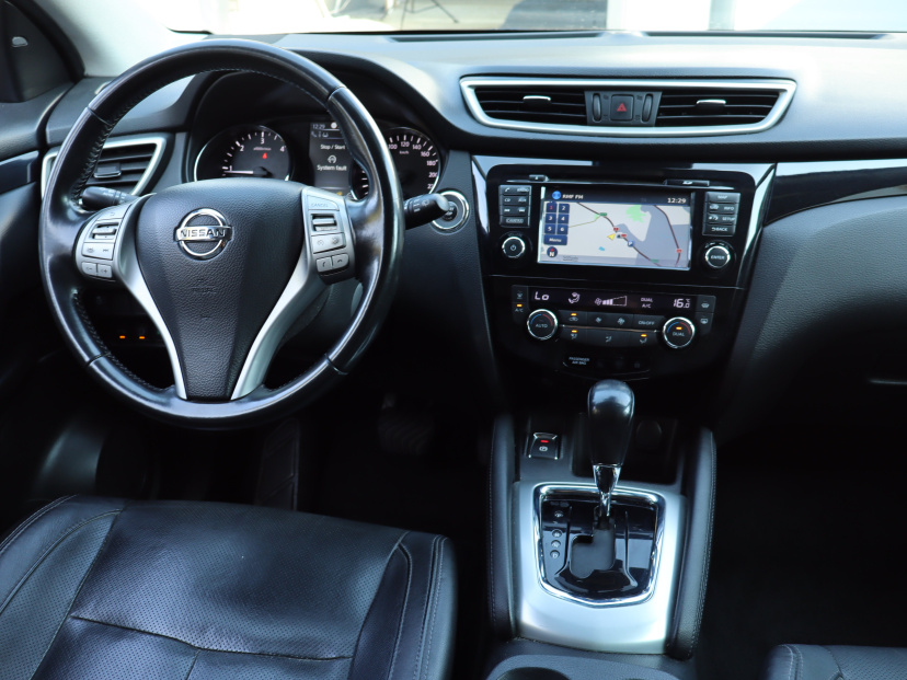 Nissan Qashqai, 2015