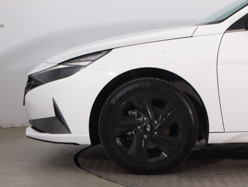 Hyundai Elantra, 2023