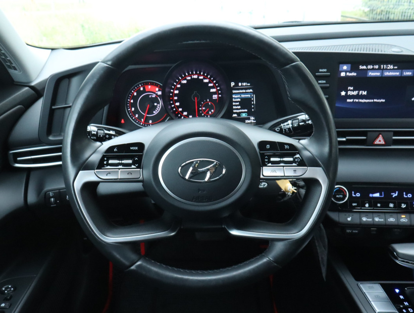 Hyundai Elantra, 2023