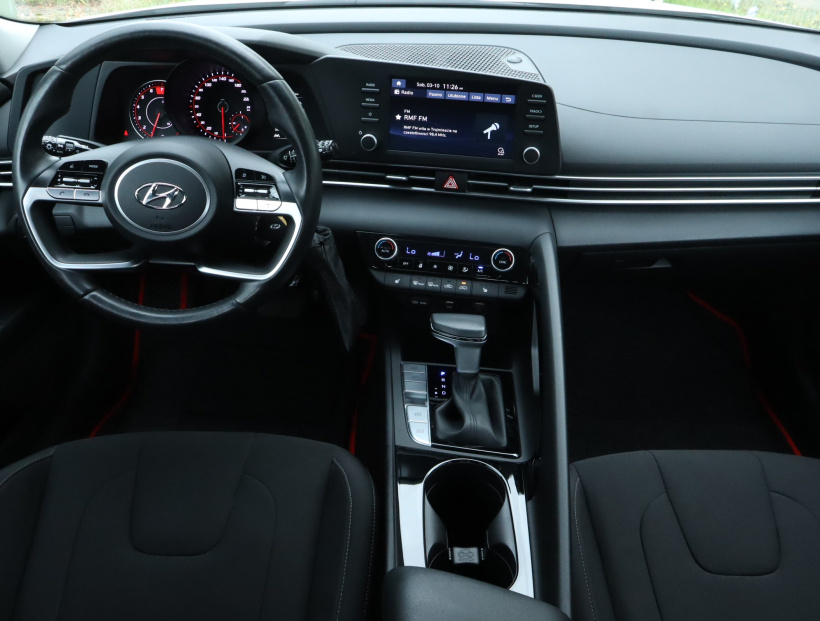 Hyundai Elantra, 2023