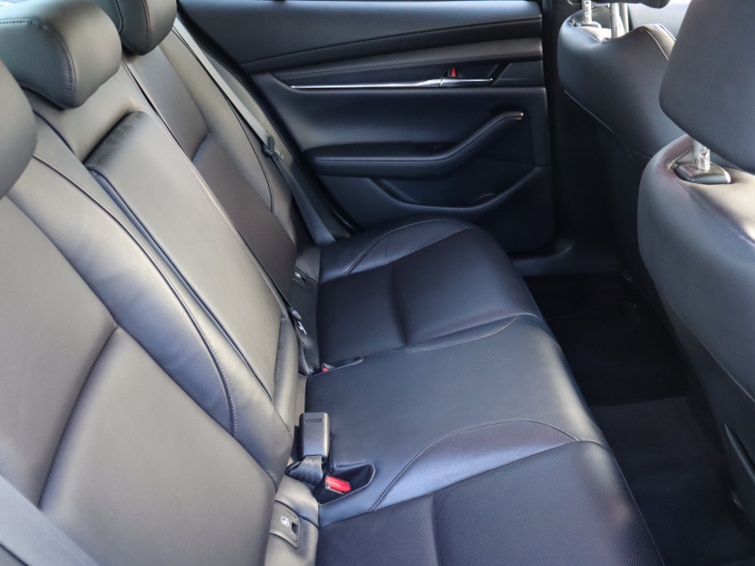 Mazda 3, 2019