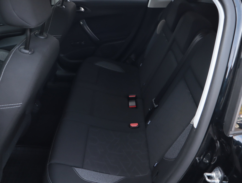 Peugeot 2008, 2017