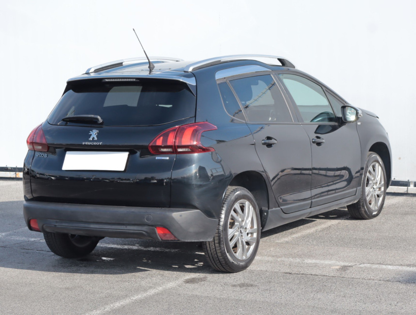 Peugeot 2008, 2017