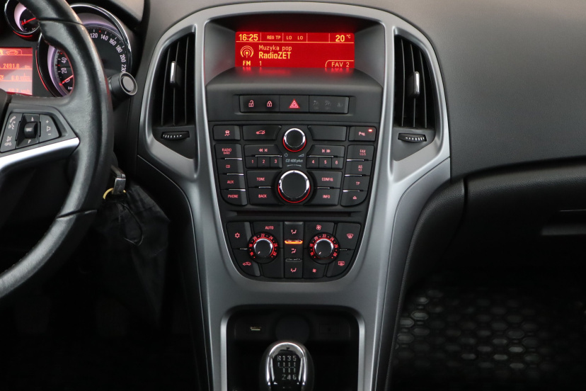 Opel Astra, 2016