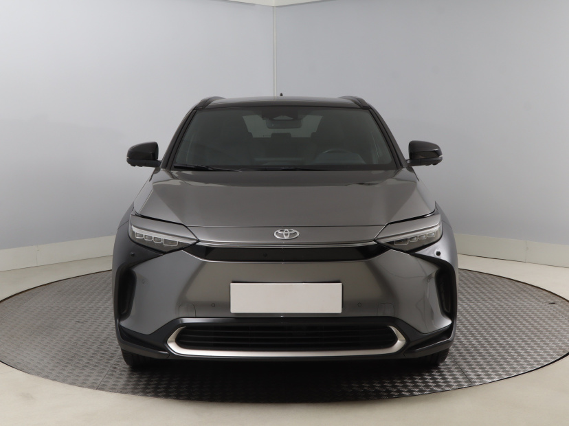 Toyota bZ4X, 2022