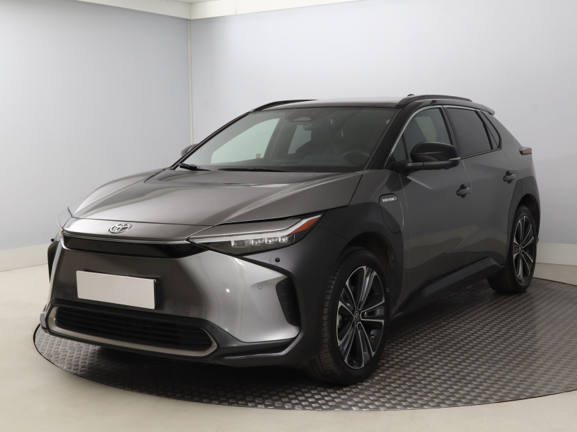 Toyota bZ4X, 2022