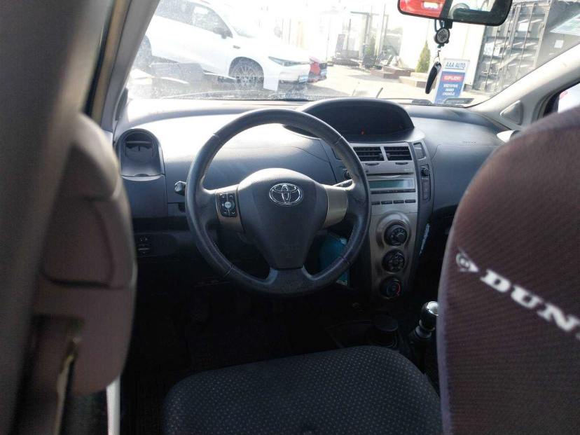 Toyota Yaris, 2010