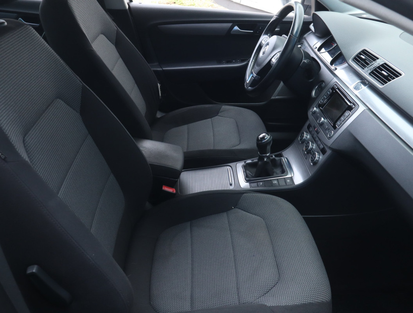 Volkswagen Passat, 2014