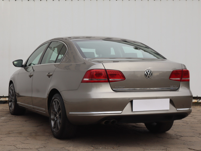 Volkswagen Passat, 2014