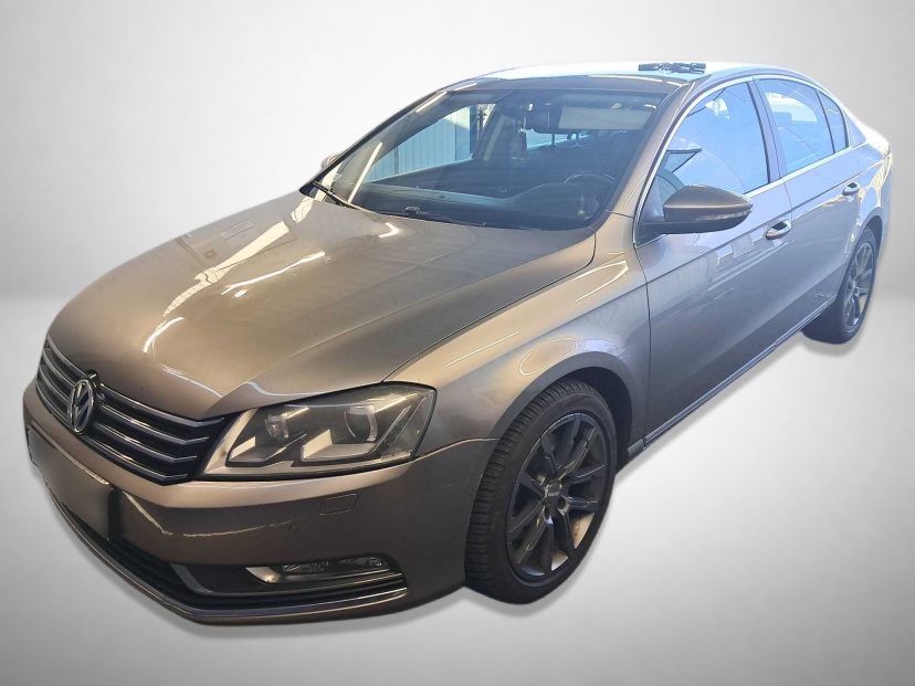 Volkswagen Passat, 2013
