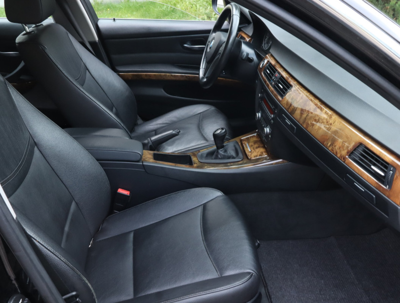 BMW 3, 2010