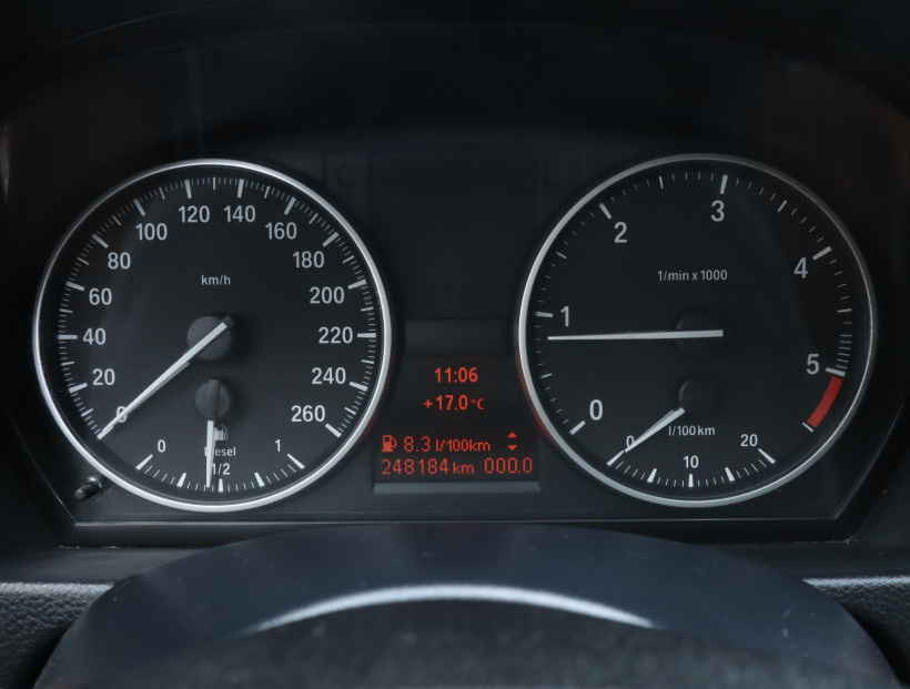 BMW 3, 2010
