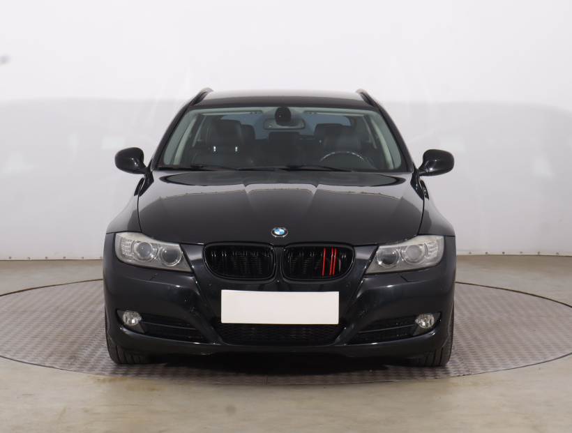 BMW 3, 2010