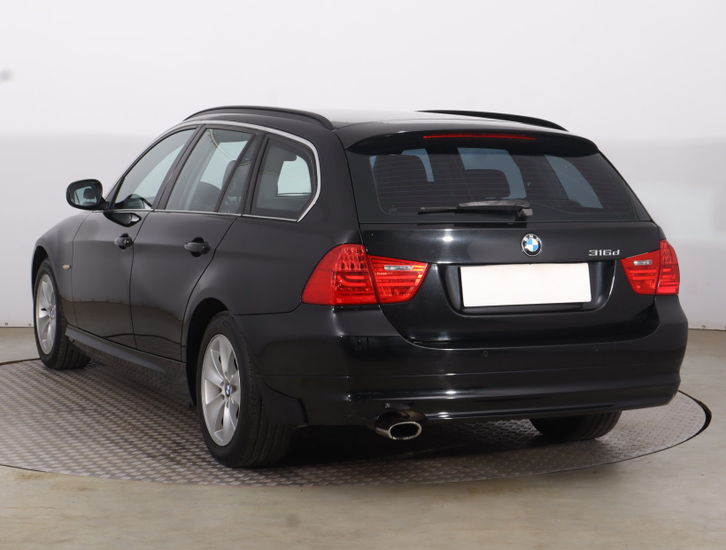 BMW 3, 2010