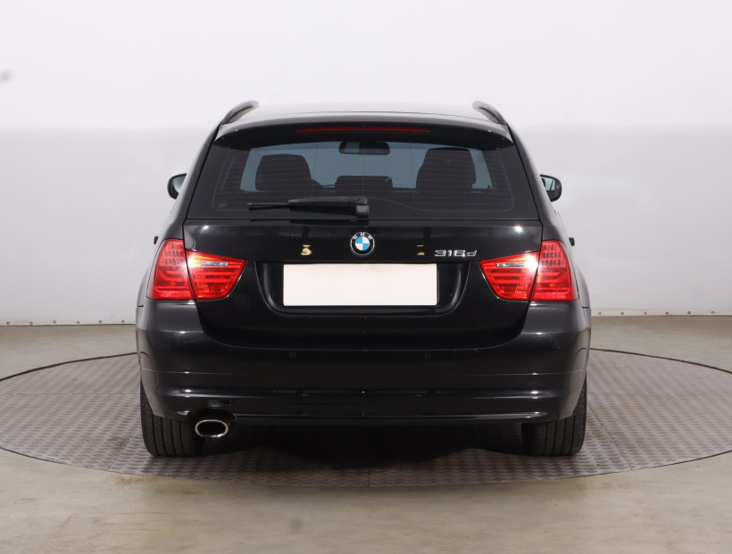 BMW 3, 2010