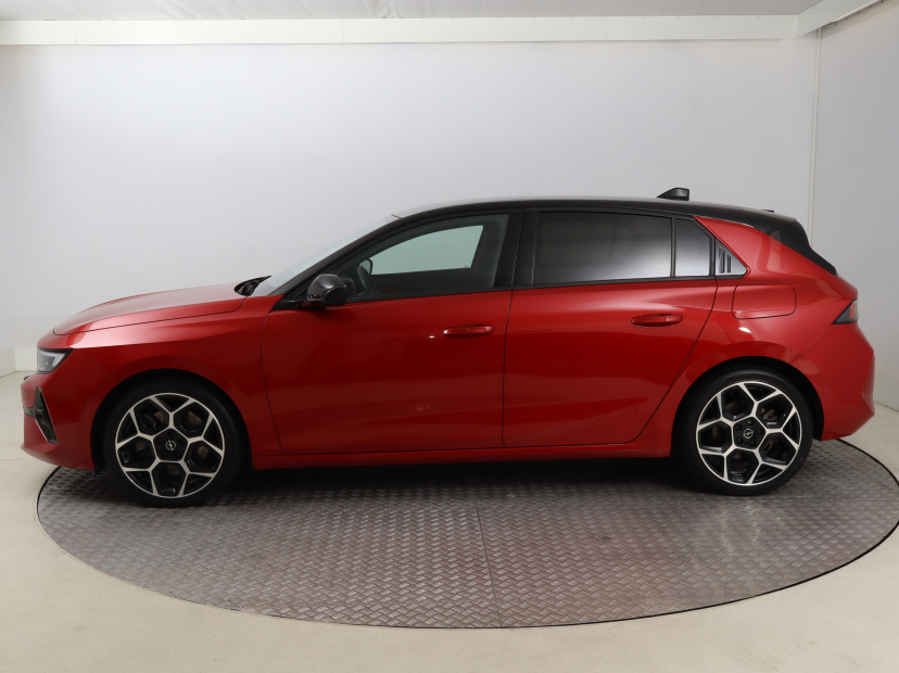 Opel Astra, 2022