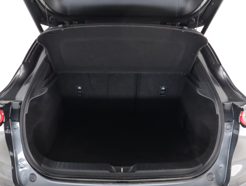 Mazda CX-30, 2019