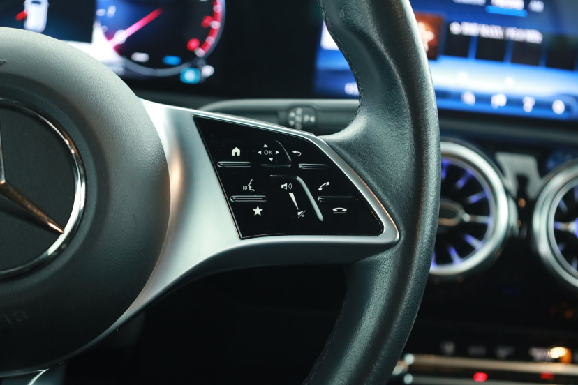 Mercedes-Benz A, 2023