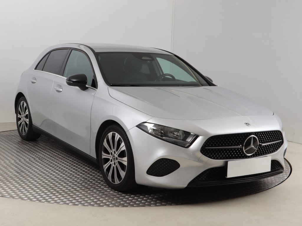 Mercedes-Benz A 180 d, 2023