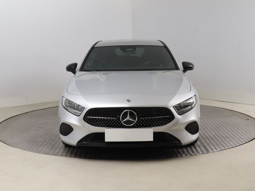 Mercedes-Benz A, 2023