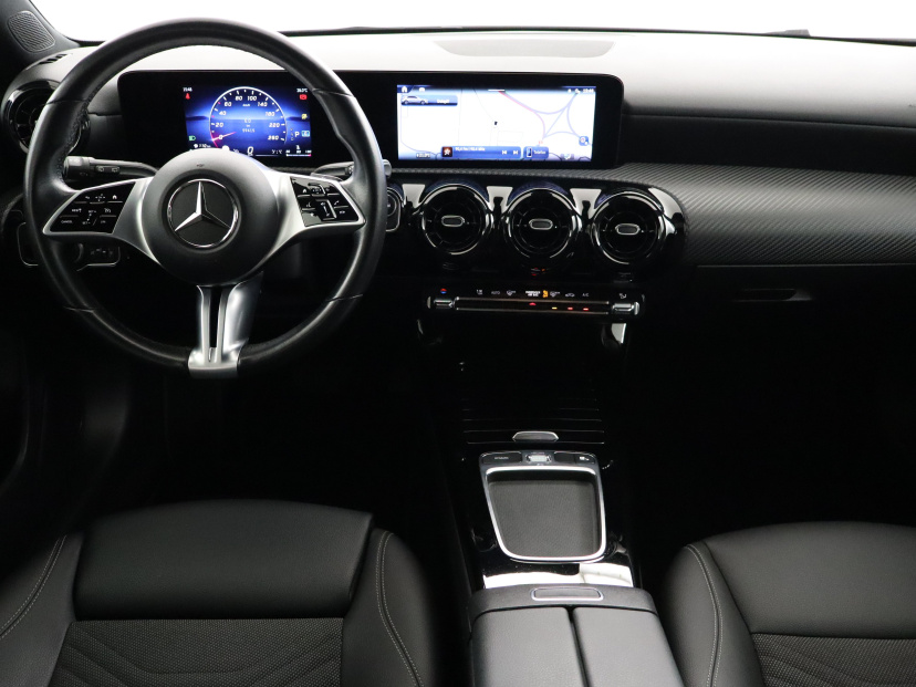 Mercedes-Benz A, 2023