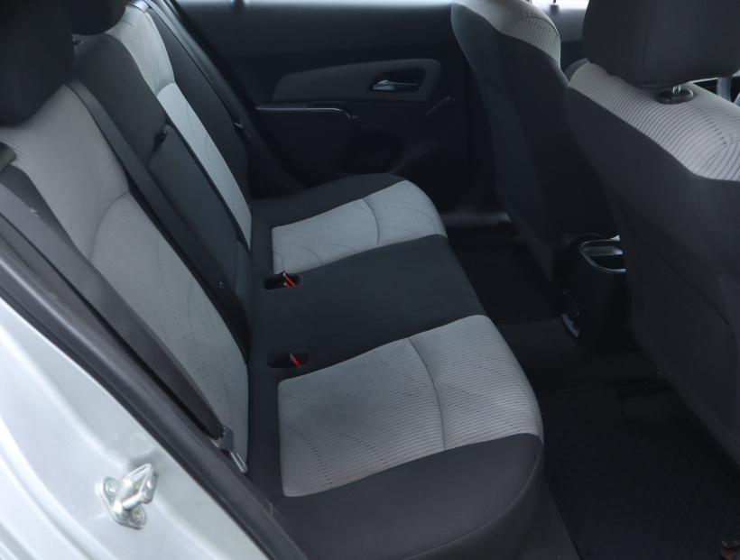 Chevrolet Cruze, 2013