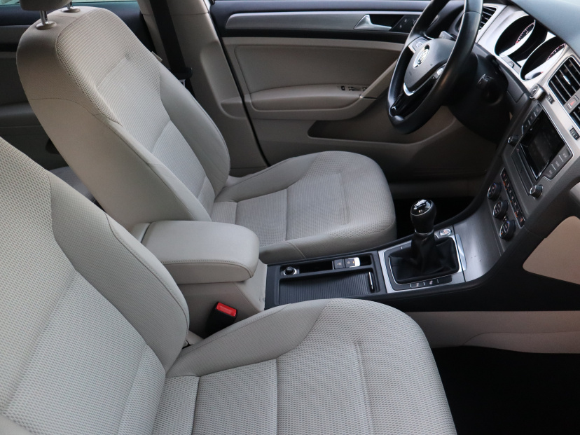 Volkswagen Golf, 2013