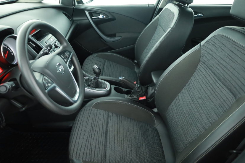 Opel Astra, 2017