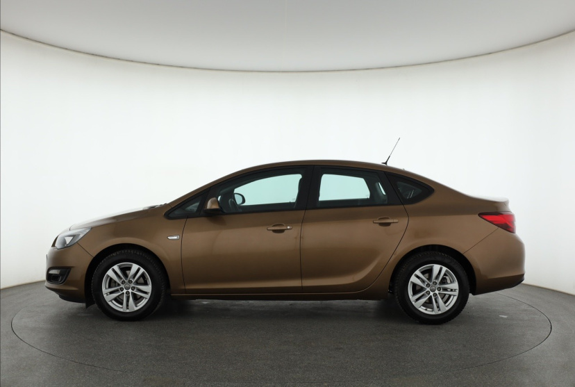 Opel Astra, 2017