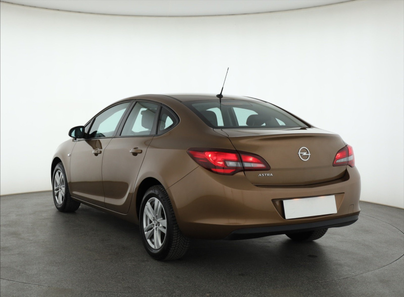 Opel Astra, 2017