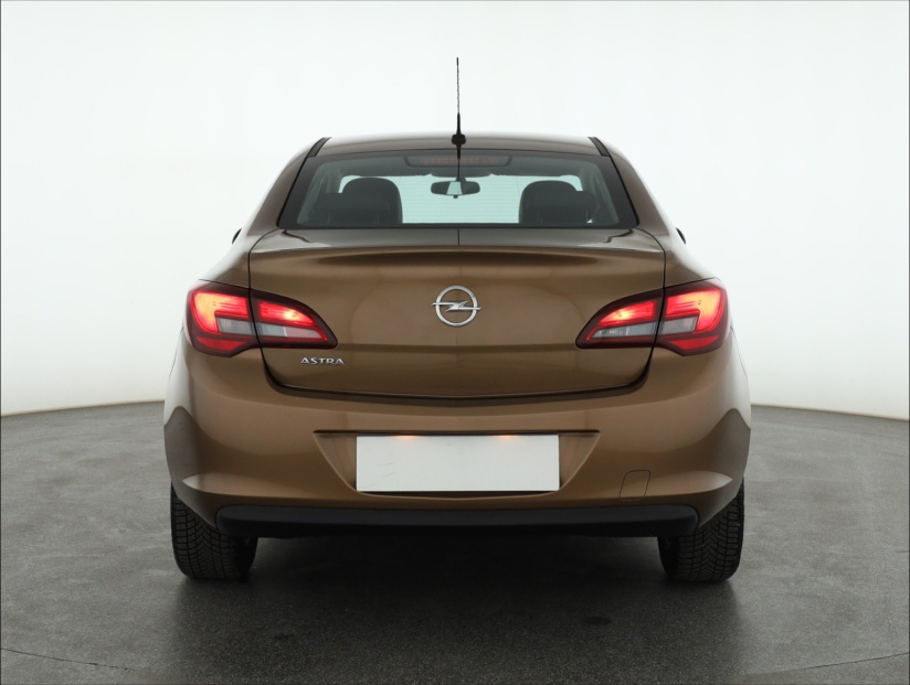 Opel Astra, 2017